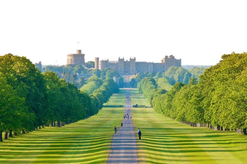 Epic Location, Views & Large Private Terrace Apartment Windsor Luaran gambar