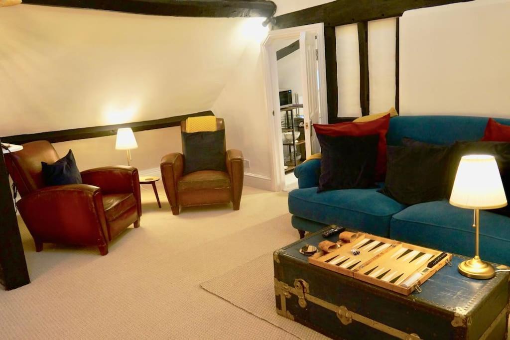 Epic Location, Views & Large Private Terrace Apartment Windsor Luaran gambar